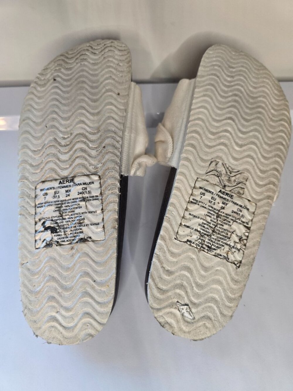 Aerie Bandana Twist Slide - Animal Print and White - Two pairs - Picture 9 of 9